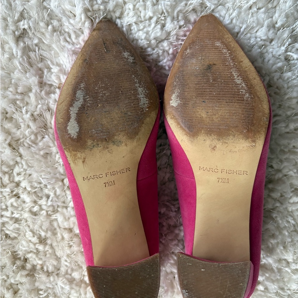 Marc Fisher Suede Heels - Picture 6 of 6